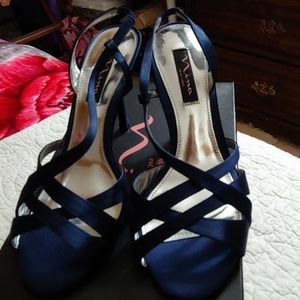 Nina new york elegant blue dress heels